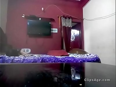 Desi indian wife romped hard by husband with hot moaning hindi audio