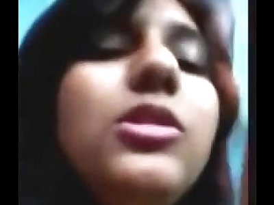 Desi Bengali beautiful girl exposing (selfi)